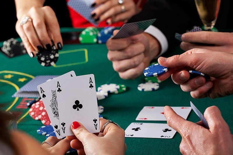 Aprender a jugar al poker: como se juega al poker online e ganar